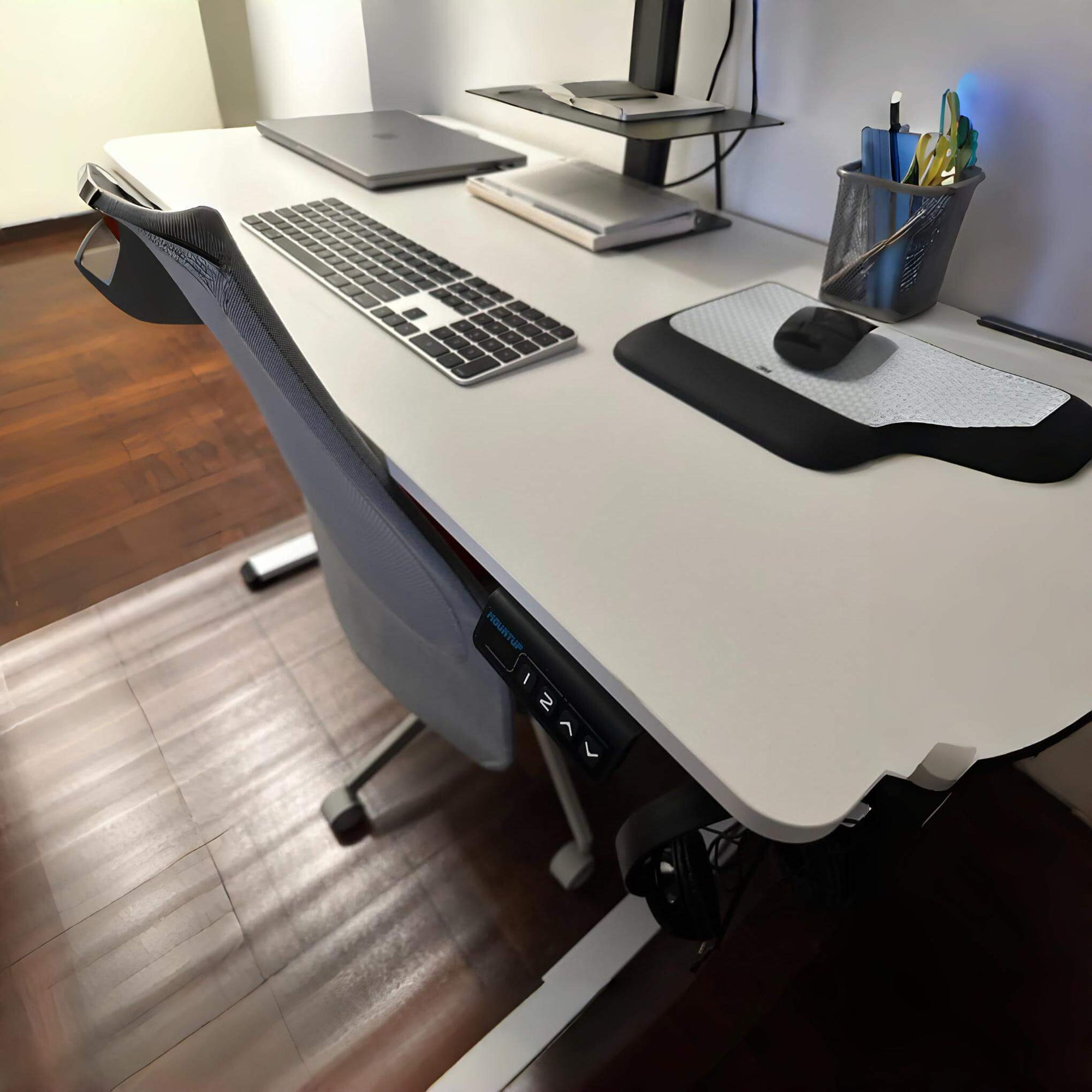 MOUNTUP Standing Desk